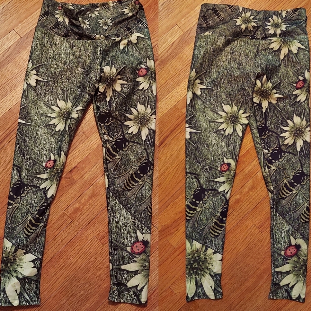 Bee and ladybug leggings 🐝🐞